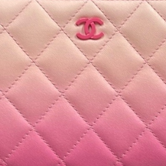 Chanel new RARE pink Ombre quilted lambskin long zippered wallet a/ pink cc ! - Picture 5 of 16